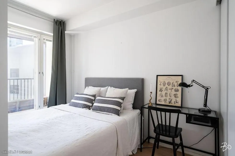 Bright Two-Room Apartment With A Balcony In Kalasatama 赫尔辛基 芬兰